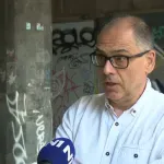 "Ljudi iz Ćacilenda 15. marta nosili kišobran koji pruža zaštitu od zvučnih talasa": Radić objašnjava kako je zaključio da je sredstvo upotrebljeno