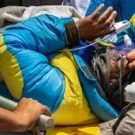 Vodič na Mont Everestu preživeo šestodnevnu golgotu jedući čokoladu i žvaćući led