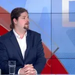 Kostić: Srbija balansira jer ne želi da se zameri Rusiji, pre svega dok se ne razreši situacija sa NIS-om
