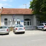 U Topoli zapalio komšiji seno, gorela i poljoprivredna mehanizacija - šteta 12 miliona dinara