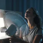 Lekari otkrivaju kako spavanje sa uključenim ventilatorom utiče na telo i zdravlje