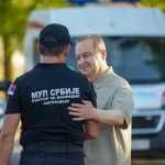 Dočekani vatrogasci koji su gasili požare u Francuskoj