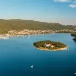 Ostrvce sa samo četiri stanovnika na kojem je kupanje zabranjeno