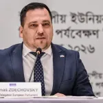 Evroposlanik Zdehovski: Razmotriti suspenziju ili isključenje SNS-a iz EPP-a