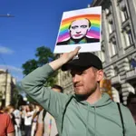 Evropski komesar za ljudska prava osudio odluku Mađarske da goni nastavnika koji je organizovao paradu ponosa