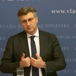 Plenković: Oni koji veličaju Mladića trebalo bi da se vrate u prvi osnovne
