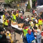 Humanitarni bazar ispred RTS-a: Sav prihod prosvetnim radnicima