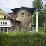 Na vrtu Plečnikove hiše podelili osrednja državna priznanja za arhitekturna dela