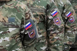 Ministrstvo bo nove vojake iskalo s štipendijami, tabori za mlade in oglasi