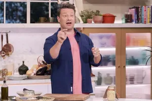Jamie Oliver odprl restavracijo v Beogradu: kakšne so cene?