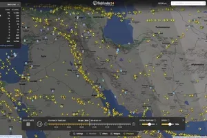 Kako so letala ostro zavila stran od iranskega zračnega prostora (VIDEO)