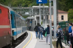 Svečano odprli prenovljeno železniško postajo v Zagorju ob Savi