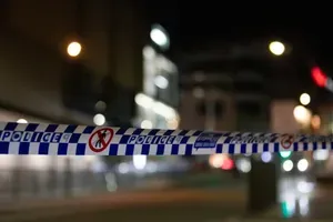Avstralski policisti ustrelili 16-letnega napadalca z nožem