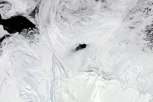 Znanstveniki po osmih letih rešili skrivnost velike luknje na Antarktiki
