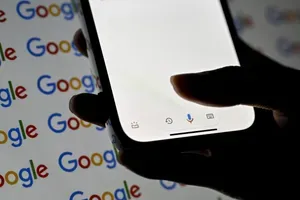 Nas Google skrivaj posluša in snema?