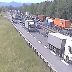 Na slovenskih cestah velika gneča, ljubljanska obvoznica obstala