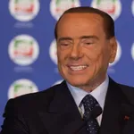 Kljub polemikam milansko letališče poimenovali po kontroverznem Berlusconiju