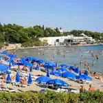 Na hrvaški obali staknile nalezljivo okužbo: “Imam kraste po bradi in telesu”