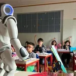 Humanoidni roboti za podršku deci u učenju