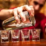 Νέα ψηφιακά «φρένα» για την προστασία των ανηλίκων: Τα τρία εργαλεία που αλλάζουν τους ελέγχους σε αλκοόλ, καπνό και άτμιση