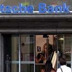 Γερμανία: Έφοδος στα κεντρικά της Deutsche Bank για ξέπλυμα χρήματος – Στο μικροσκόπιο η σχέση της τράπεζας με τον Αμπράμοβιτς