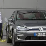 Σύντομα τα ηλεκτρικά αυτοκίνητα θα φορτίζουν σε πραγματικές συνθήκες εν κινήσει στους αυτοκινητοδρόμους