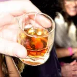 Αγρίνιο: Στο Νοσοκομείο 17χρονη μετά από κατανάλωση αλκοόλ