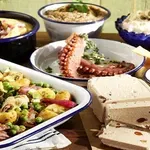 Μεγάλη Εβδομάδα: Πανάκριβη νηστεία – Δείτε πόσο κοστίζουν θαλασσινά, φρούτα και λαχανικά