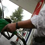 Fuel Pass 2026 και μέτρα στήριξης: Ποιοι παίρνουν έως 60€, τι ισχύει για diesel, λιπάσματα και ακτοπλοΐα – Παραδείγματα