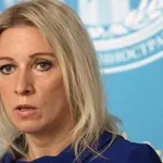 Μαρία Ζαχάροβα: «Μόνο ένας τρελός θα πρότεινε μόνιμη απαγόρευση στο ρωσικό πετρέλαιο»