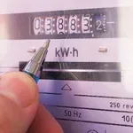 Πορτοκαλί τιμολόγια ρεύματος: Νέα εποχή στην αγορά ενέργειας – Ποιοι κερδίζουν έως και 18% στο κόστος ηλεκτρικού ρεύματος