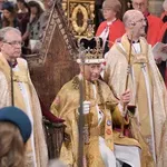 Σπάει το πρωτόκολλο ο βασιλιάς Κάρολος: Έκτακτο τηλεοπτικό μήνυμα για τον καρκίνο από το νοσοκομείο