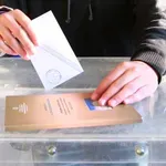 Δημοσκόπηση Alco: Ακρίβεια, νεανική βία και social media στο επίκεντρο της κοινωνικής ανησυχίας