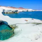 Δήμαρχος Μήλου για τα νέα ξενοδοχεία στο Σαρακήνικο: «Κάποια σημεία πρέπει να μείνουν ανέγγιχτα, συμβαίνει οικολογικό έγκλημα»