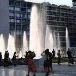 Το καυτό καλοκαίρι είναι εδώ: Στο «κόκκινο» η μισή Ελλάδα – Καύσωνας και άνεμοι φέρνουν πολύ υψηλό κίνδυνο πυρκαγιάς – Κοντά στους 40 η θερμοκρασία