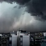 Έρχεται υγρός και κρύος Δεκέμβριος: Νέος γύρος από καταιγίδες – Μπαίνουμε στον «προθάλαμο» του χειμώνα