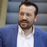 ΠΑΣΟΚ – ΣΥΡΙΖΑ: Ο Νίκος Παππάς επιβεβαιώνει επαφές και αφήνει ανοιχτό το παράθυρο μετεκλογικής συνεργασίας