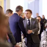 Δείτε live την συζήτηση Μητσοτάκη – Μακρόν στην Ρωμαϊκή  Αγορά Αθηνών