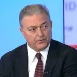 Αιχμηρή παρέμβαση Βασιλακόπουλου: «Δραματοποιήθηκε αχρείαστα η υπόθεση με τον Χανταϊό» – Τι είπε για τον Έλληνα πολίτη που είναι καραντίνα