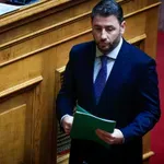 Νίκος Ανδρουλάκης: Με βαθιά συγκίνηση αποχαιρετούμε τον «Ψαρογιάννη»