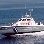 Διασώθηκαν 34 μετανάστες νότια της Γαύδου
