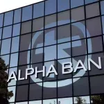 Alpha Bank: Διψήφια αύξηση εσόδων και κέρδη 182 εκατ. στο τρίμηνο
