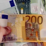 Ενισχυμένο επίδομα: Σε ποιους δικαιούχους καταβάλλονται τα 600 ευρώ