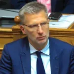 Νέα αύξηση στον κατώτατο μισθό: Τα παραδείγματα του Άκη Σκέρτσου για την ελάφρυνση των πολιτών