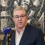 Κουτσούμπας από το μπλόκο της Νίκαιας: «Στηρίζουμε τον αγώνα σας χωρίς ναι μεν αλλά – Αυτό το σύστημα έχει σαπίσει»