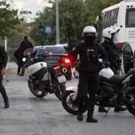 Χαλάνδρι: Εξι άτομα συνέλαβε η ΕΛ.ΑΣ. – «Συμμορία» με απόπειρα ληστείας, όπλα και μεγάλες ποσότητες ναρκωτικών
