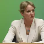 Σδούκου για καταγγελίες Στουρνάρα: «Ο κ. Τσίπρας, τι έχει να πει για όλα αυτά;»