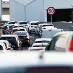 Φωτιά σε αυτοκίνητο στην Αττική Οδό – Προβλήματα στην κυκλοφορία