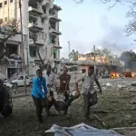Σομαλία: Καμικάζι σκοτώνει τουλάχιστον 10 άτομα σε εκστρατεία στρατολόγησης στη Μογκαντίσου