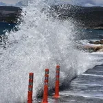 Αλόννησος: Ιστιοφόρο έπεσε στα βράχια – Σώοι οι δύο επιβαίνοντες